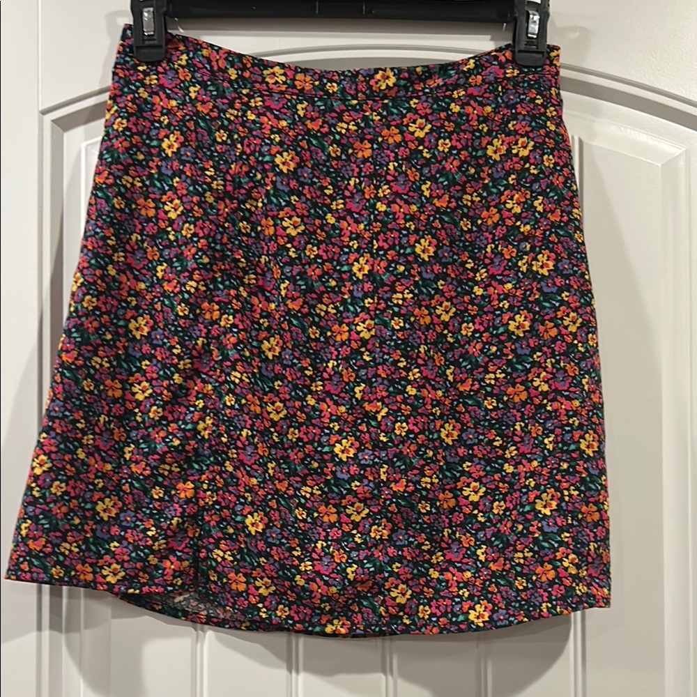 And Now This Floral Women's Skirt Size L